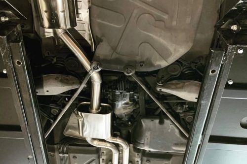 Handgefertigte Edelstahl Auspuffanlage