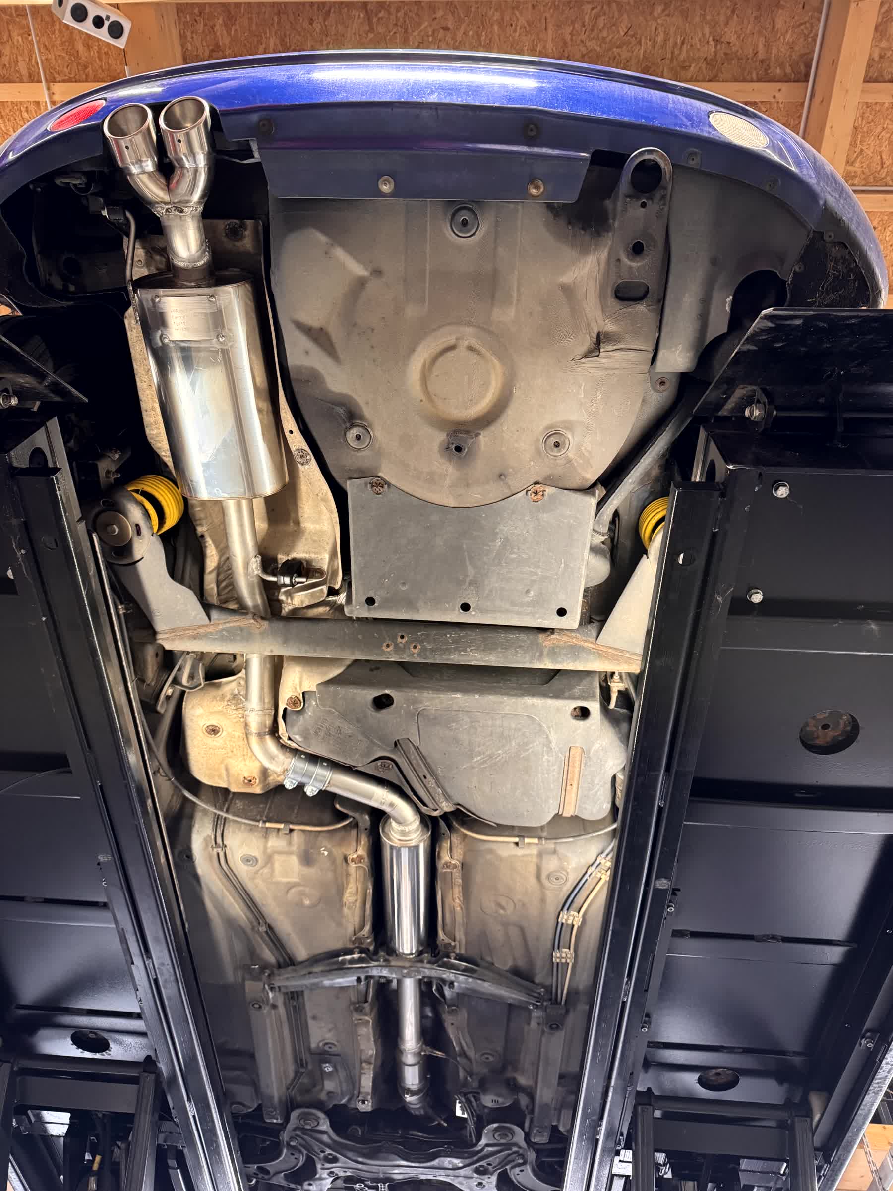 Handgefertigte Edelstahl Auspuffanlage