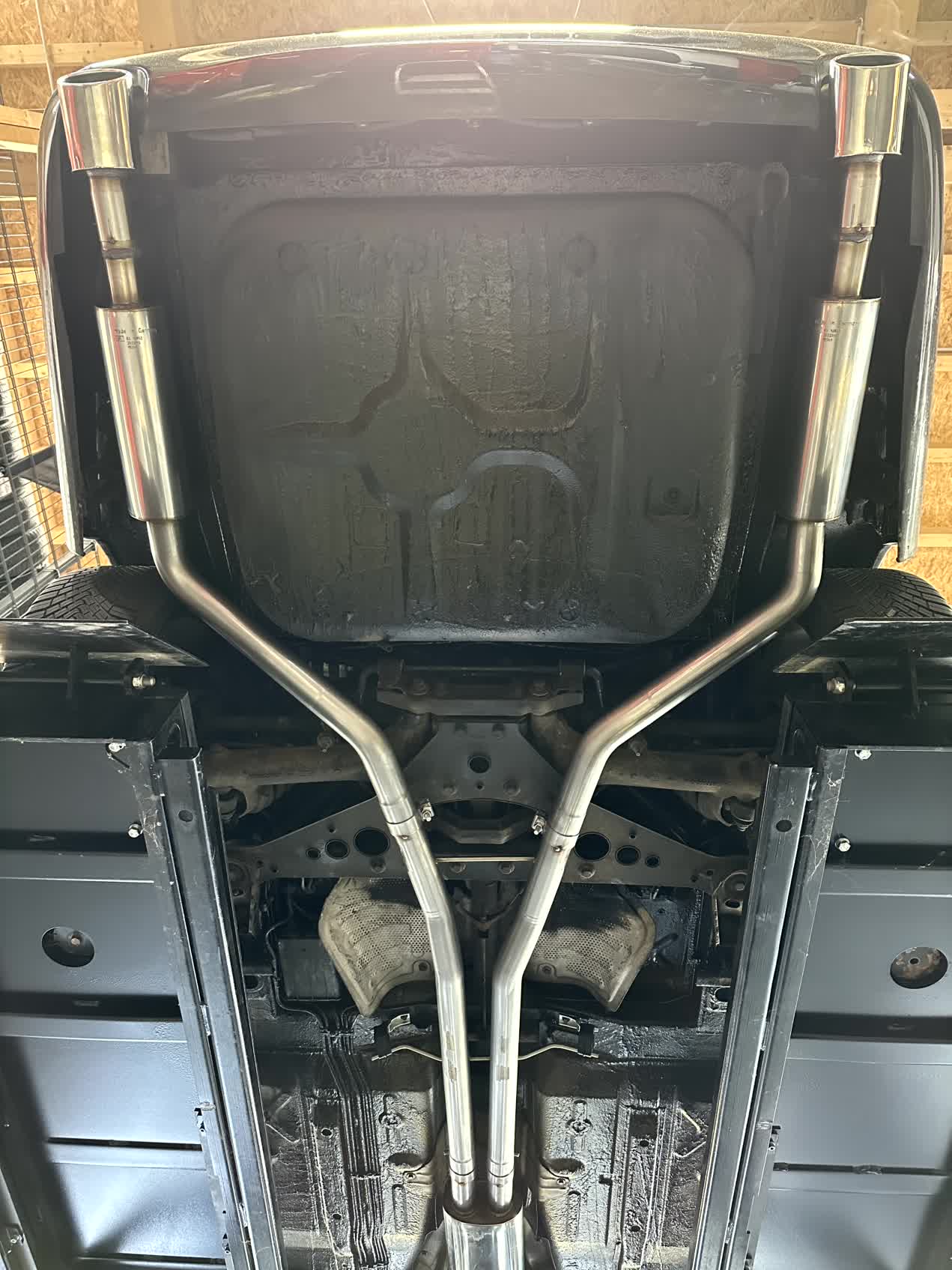 Handgefertigte Edelstahl Auspuffanlage