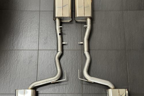 Handgefertigte Edelstahl Auspuffanlage