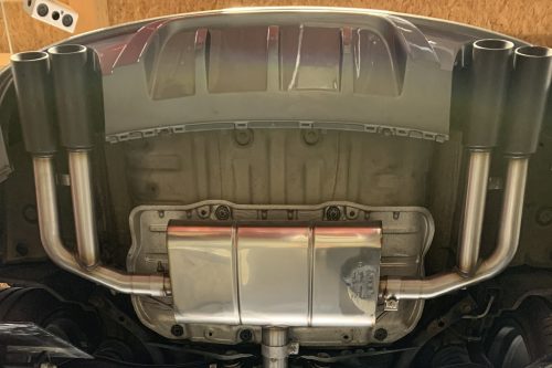 Handgefertigter Edelstahl Auspuff-Endschalldämpfer