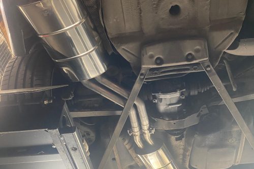 Handgefertigte Edelstahl Auspuffanlage