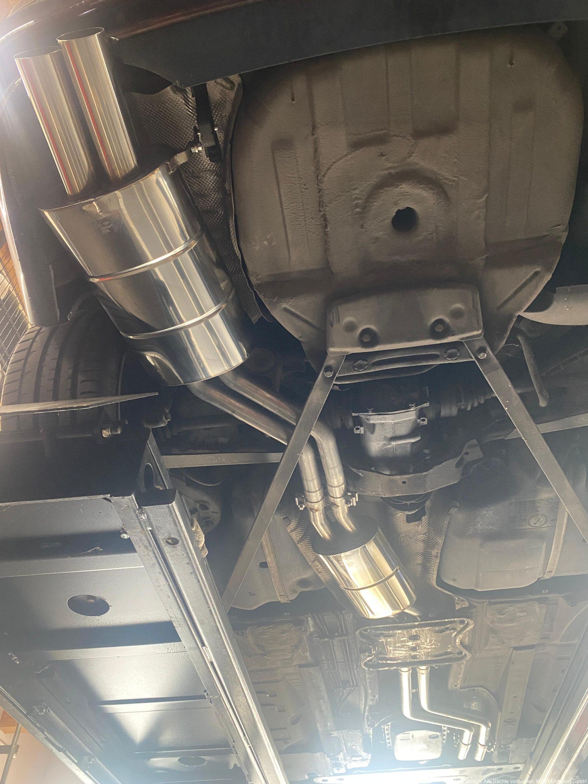 Handgefertigte Edelstahl Auspuffanlage