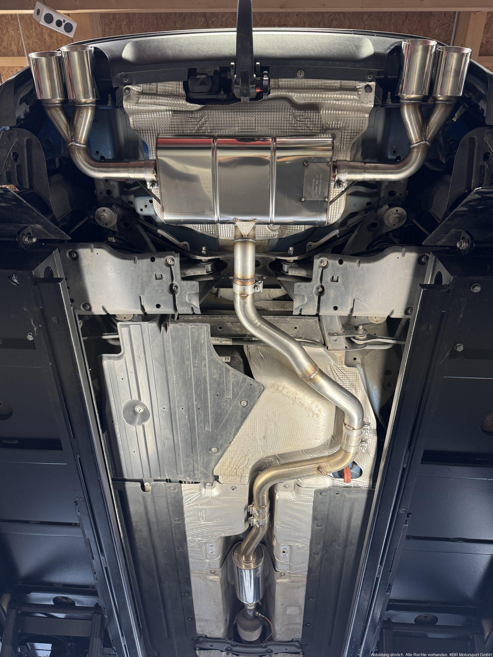 Handgefertigte Edelstahl Auspuffanlage-Endschalldämpfer Quer mit vier Endrohren