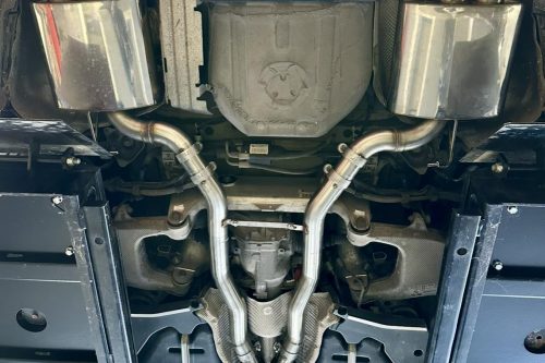 Handgefertigte Edelstahl Auspuffanlage