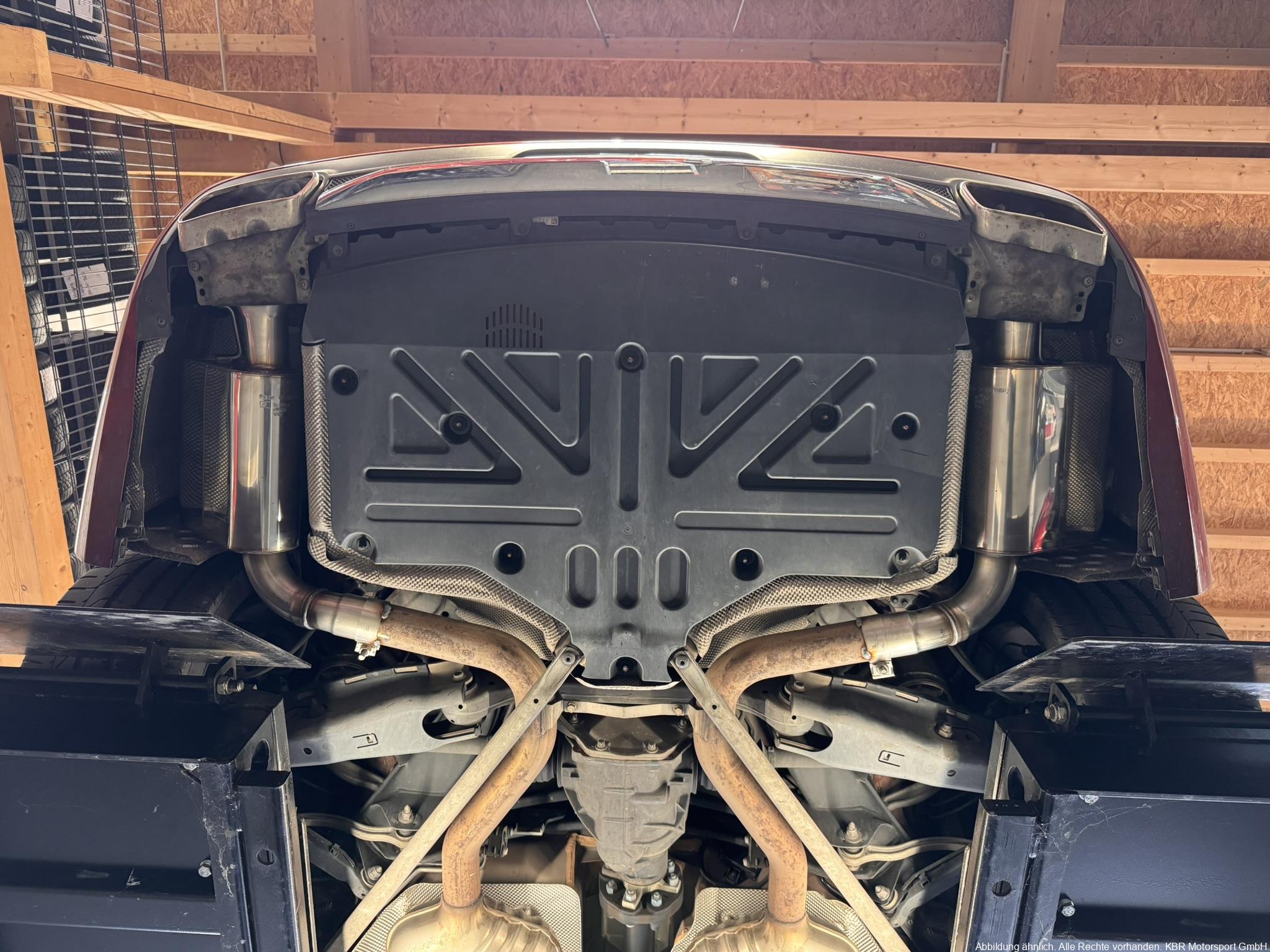 Handgefertigter Edelstahl Auspuff-Endschalldämpfer